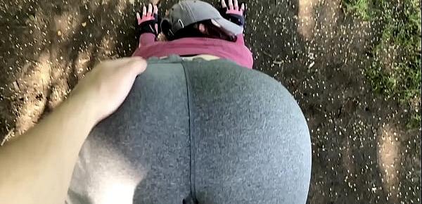 Sex with a stranger in a public park and swallow cum kleomodel 2908 Porn Videos