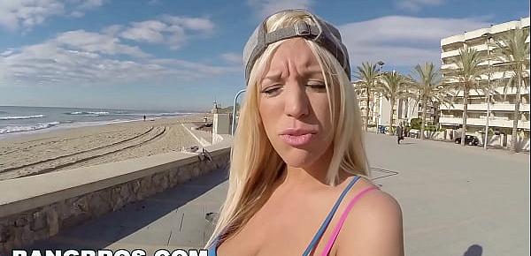 Blond Booty Fucking On The Beach