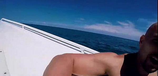 boat-fucking-during-spring-break